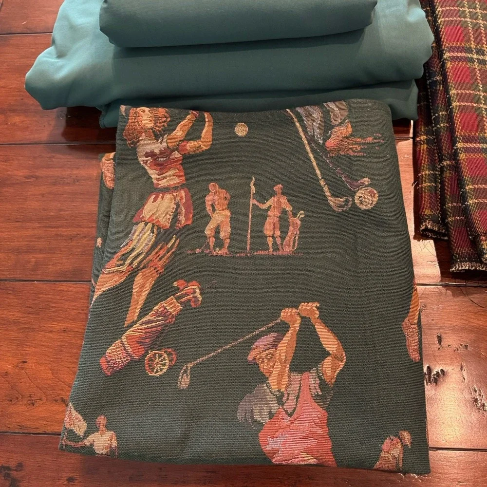 Lot of 5 High-End Tablecloths – 3 LogoSkirt Banquet + 2 Vintage‎ Highland  Golf